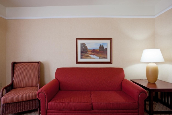 Holiday Inn Express & Suites SAN DIMAS